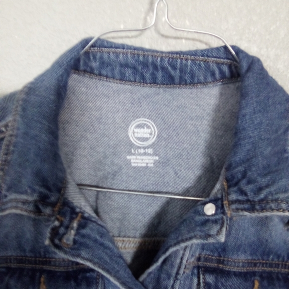 Classic Blue Denim Jacket ( Box DQ ) - Picture 2 of 3